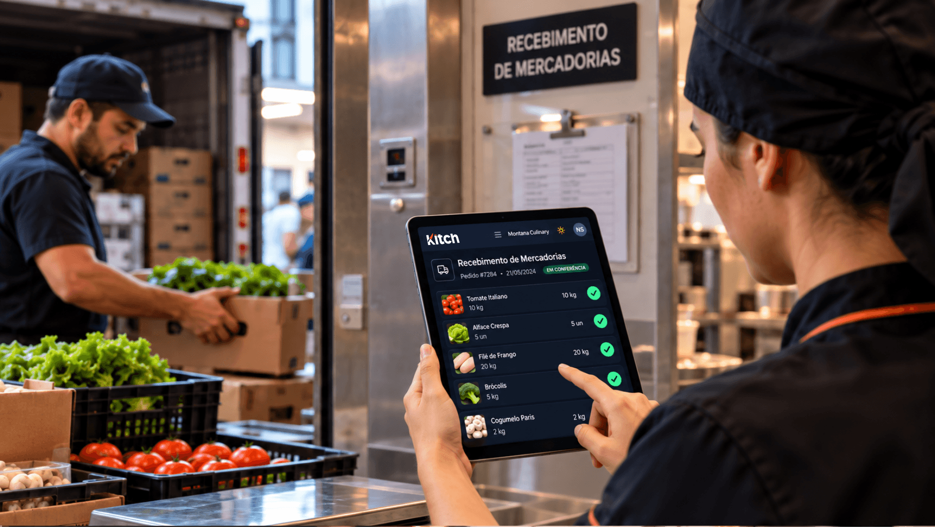 Conferência de mercadorias e recebimento de compras em cozinha profissional